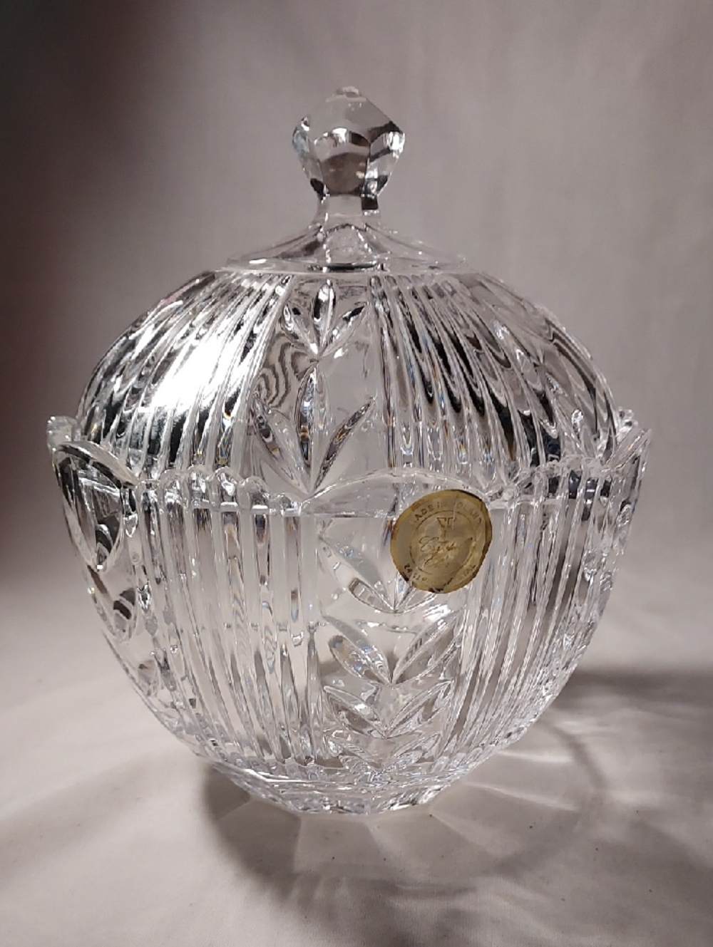 Made In Poland Crystal Glass Bowl Candy Dish With Cover 2% Lead Crystal
